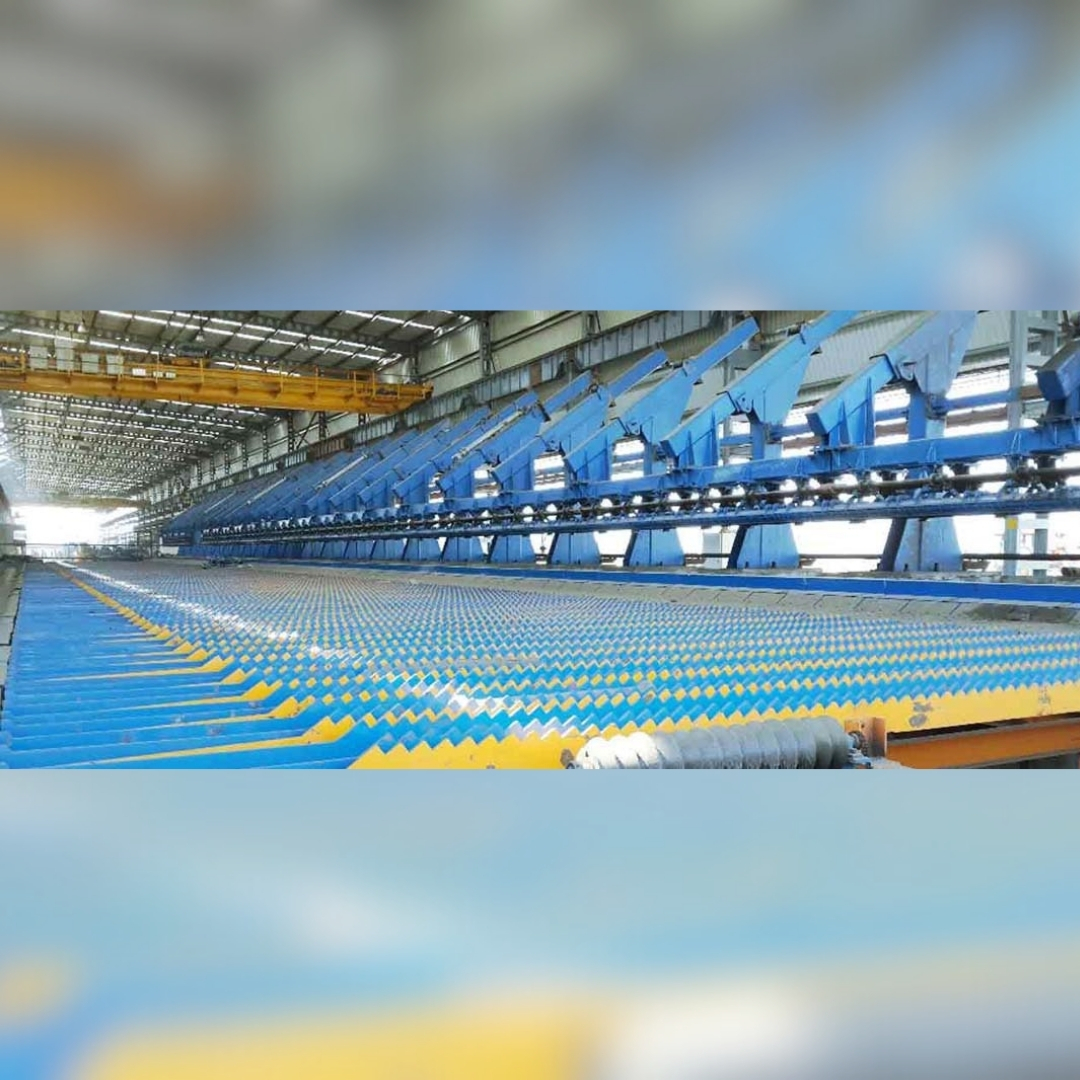 Automatic colling bed